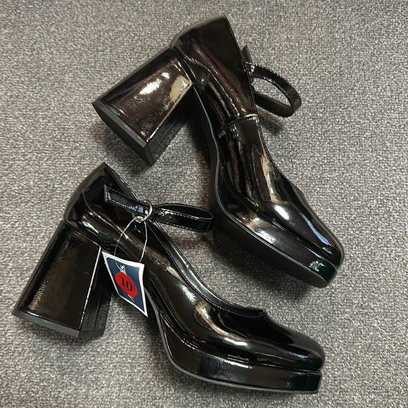 Steve Madden heels - Picture 2 of 5